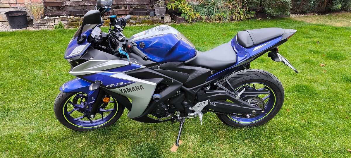 Yamaha YZF-R3 - 3