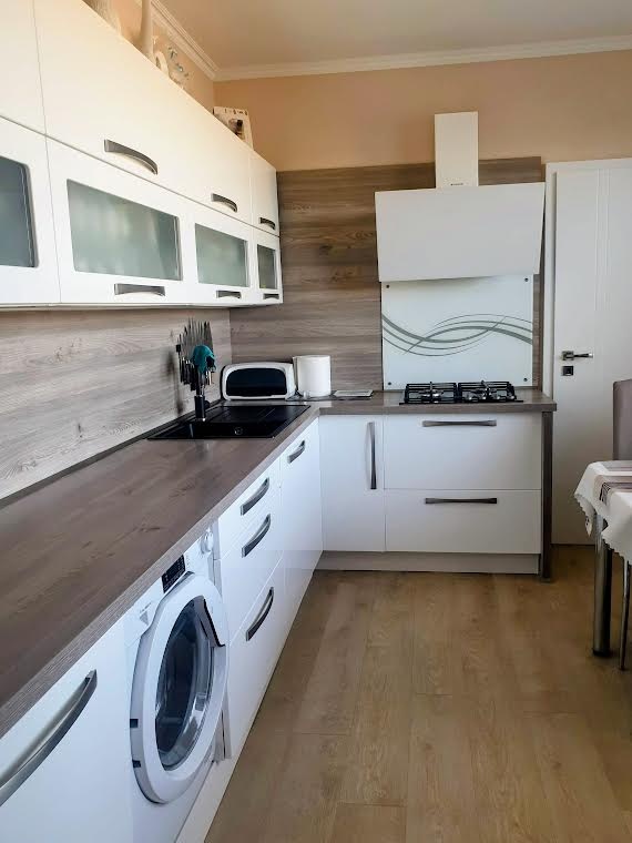 3-IZBOVÝ BYT V PARTIZÁNSKOM - 3