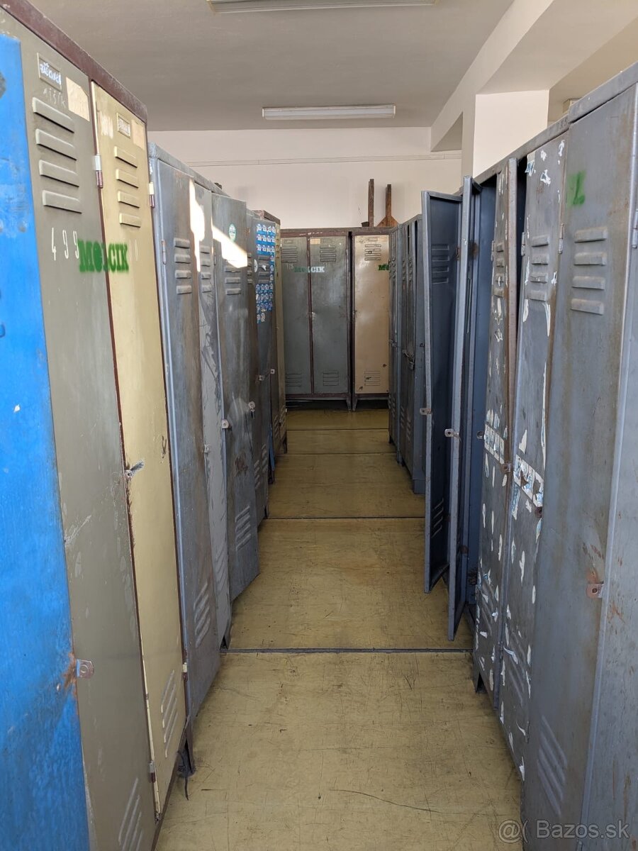 Kovové šatníkové skrine - 3