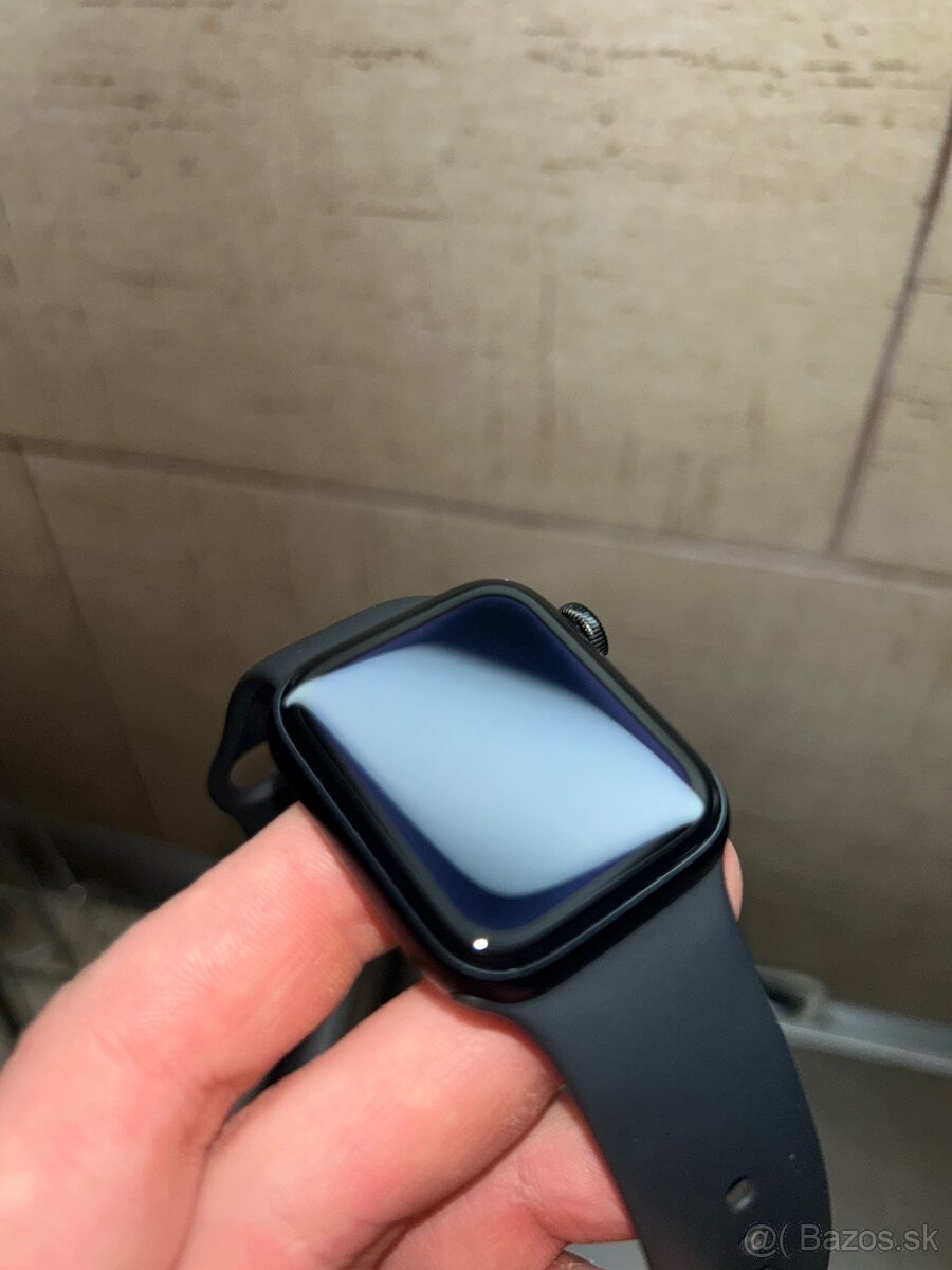 Apple Watch SE - 3