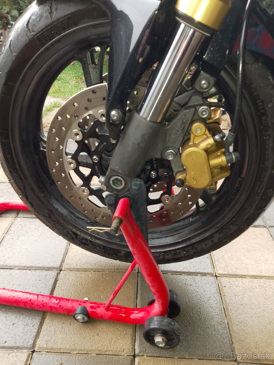 Honda Hornet CB 600f - 3