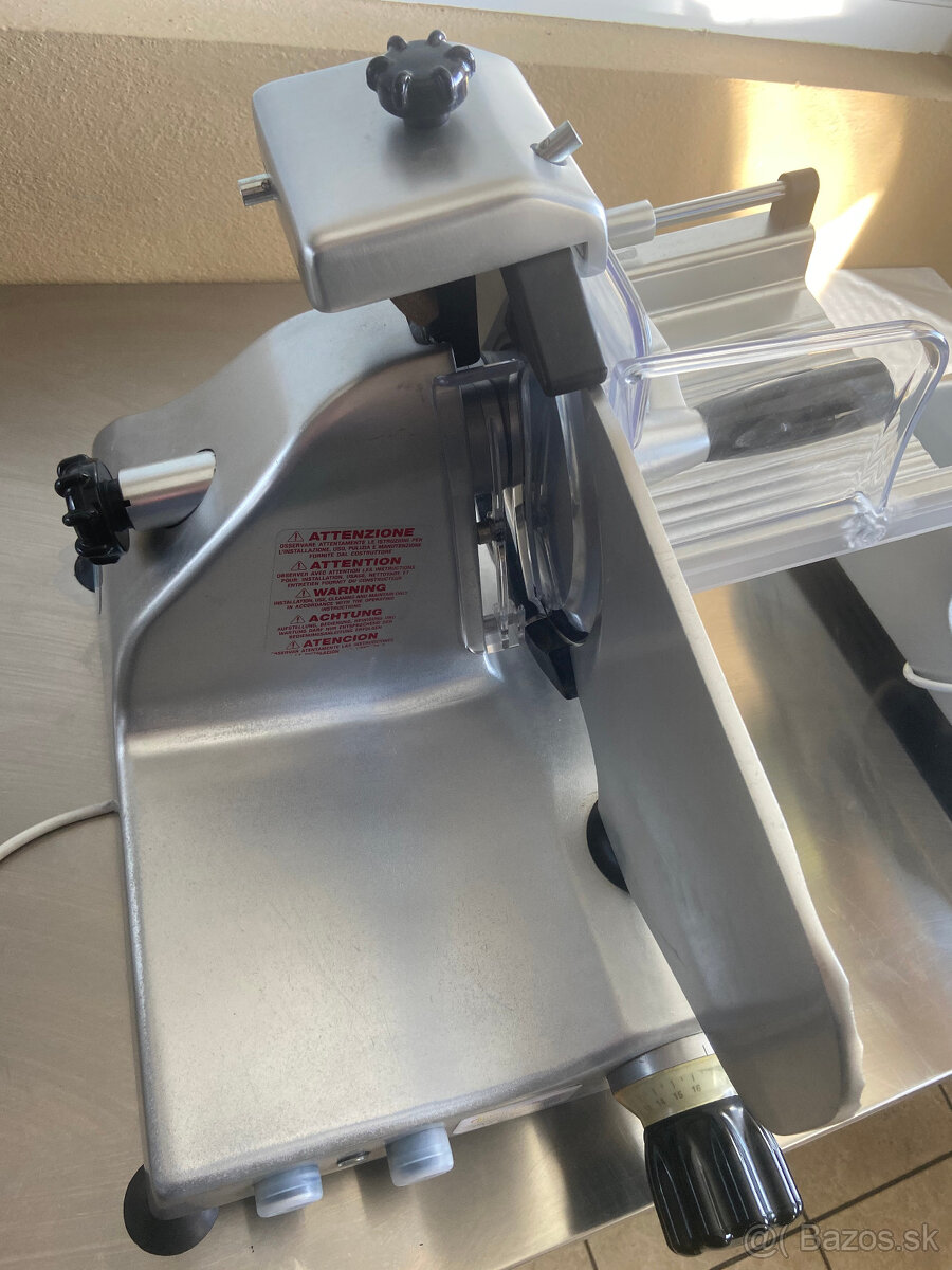 Predám nárezový stroj Manconi Jolly 250 JB - 3