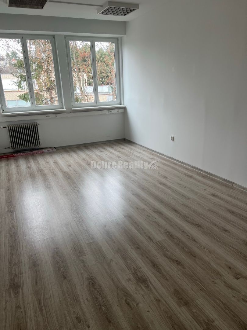 Na prenájom najlacnejšie komerčné priestory v Prievidzi. - 3