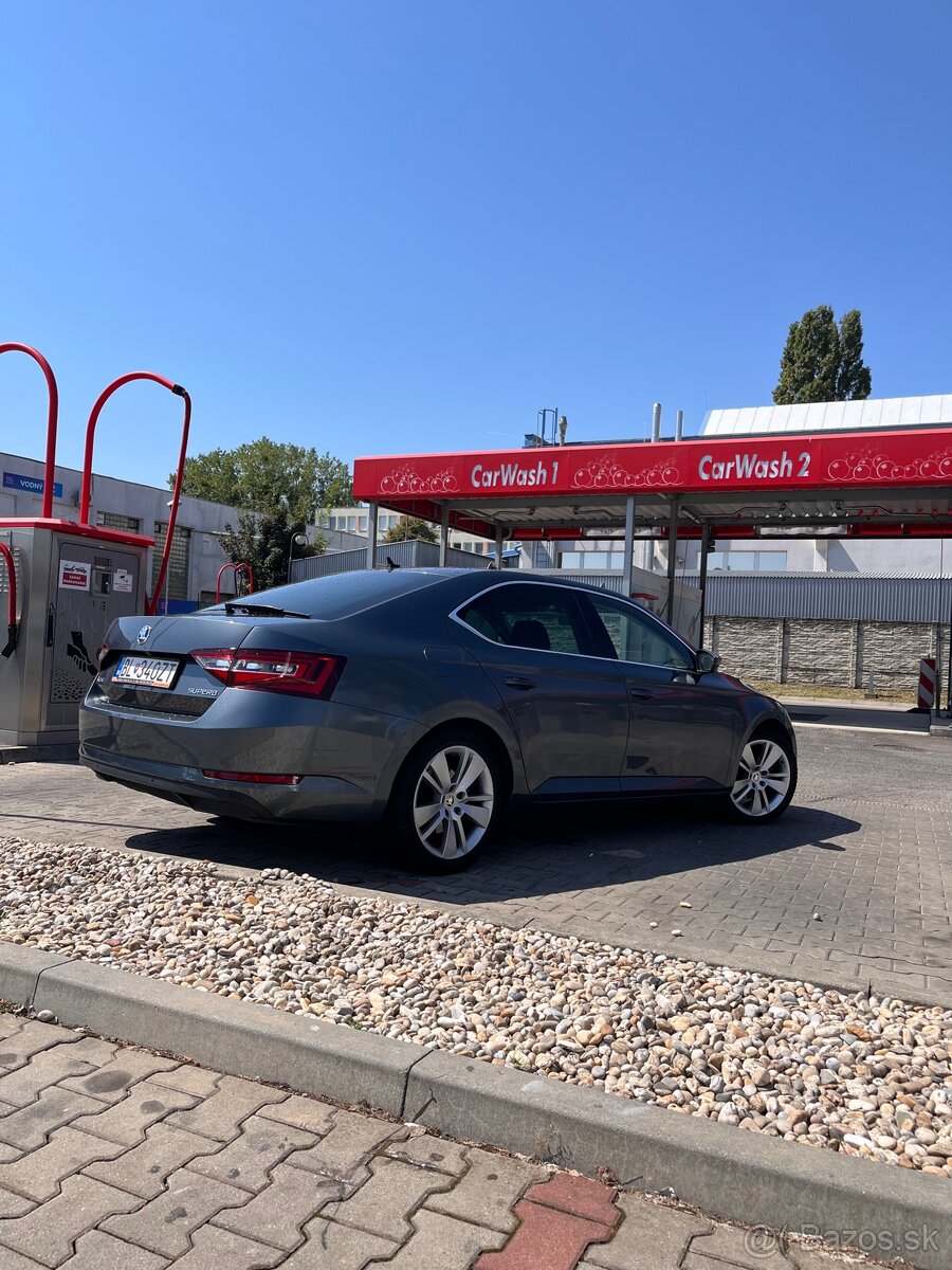 Škoda Superb 1.6 TDi 2017 - 3