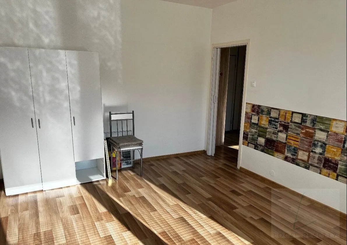 Na prenájom - dvojizbový byt v centre Nového Mesta nad Váhom - 3