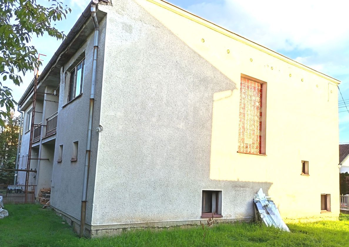 Na predaj poschodový rodinný dom – radová zástavba (dvojdom) - 3