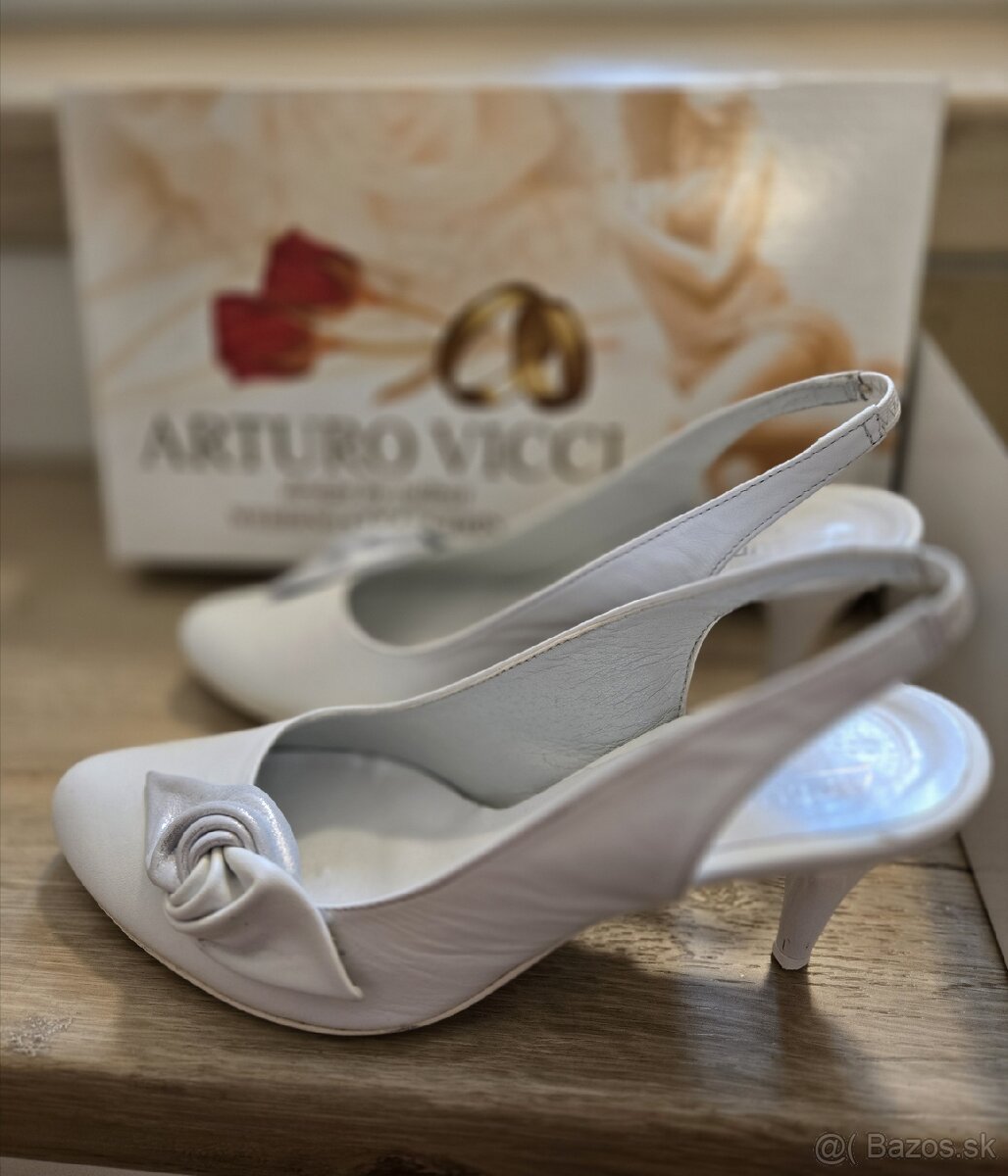 Dámske biele topánky 37 svadobné - 3