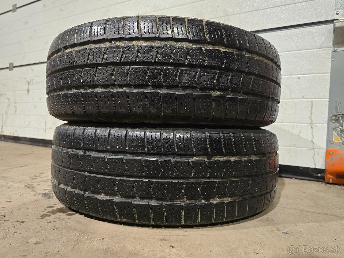 Zimné Pneu 215/65 R16 C 2ks Nokian, 2ks Nexen - 3