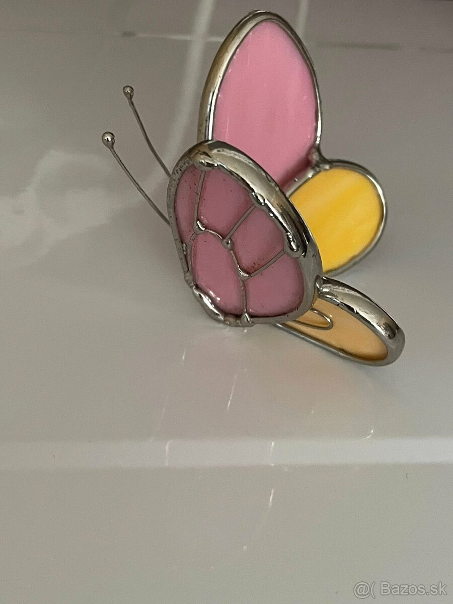 Motýľ - 3