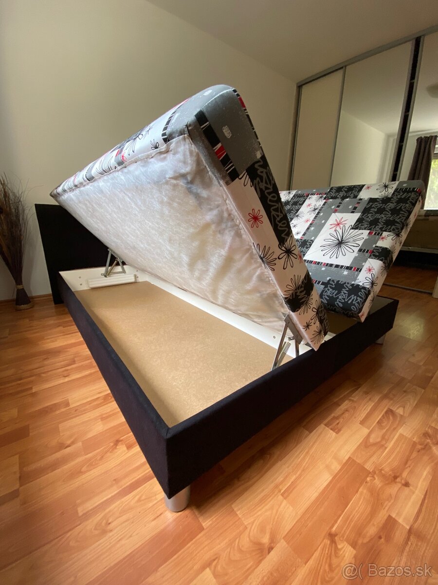 Manželská posteľ / válenda - 3