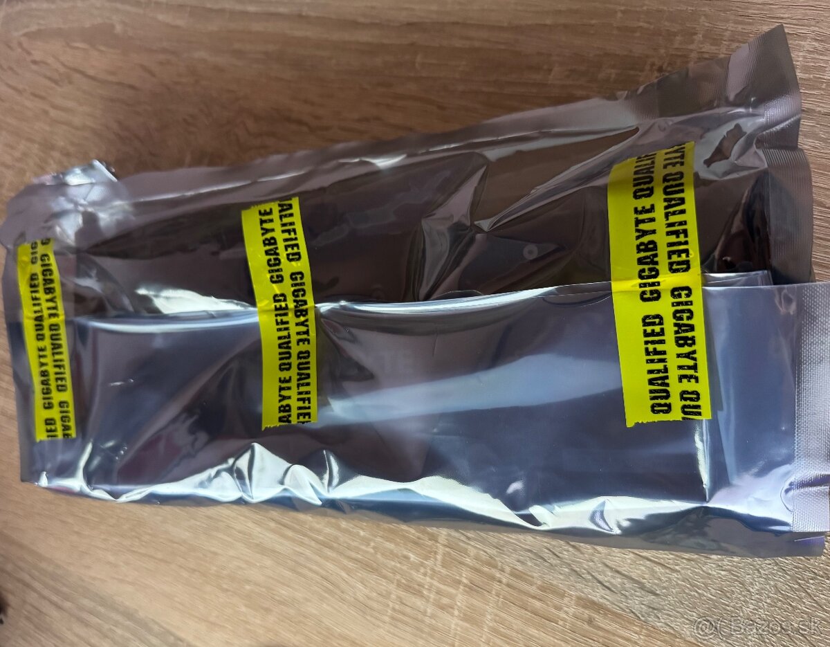 Gigabyte geforce RTX 2060 a PC zdroj - 3