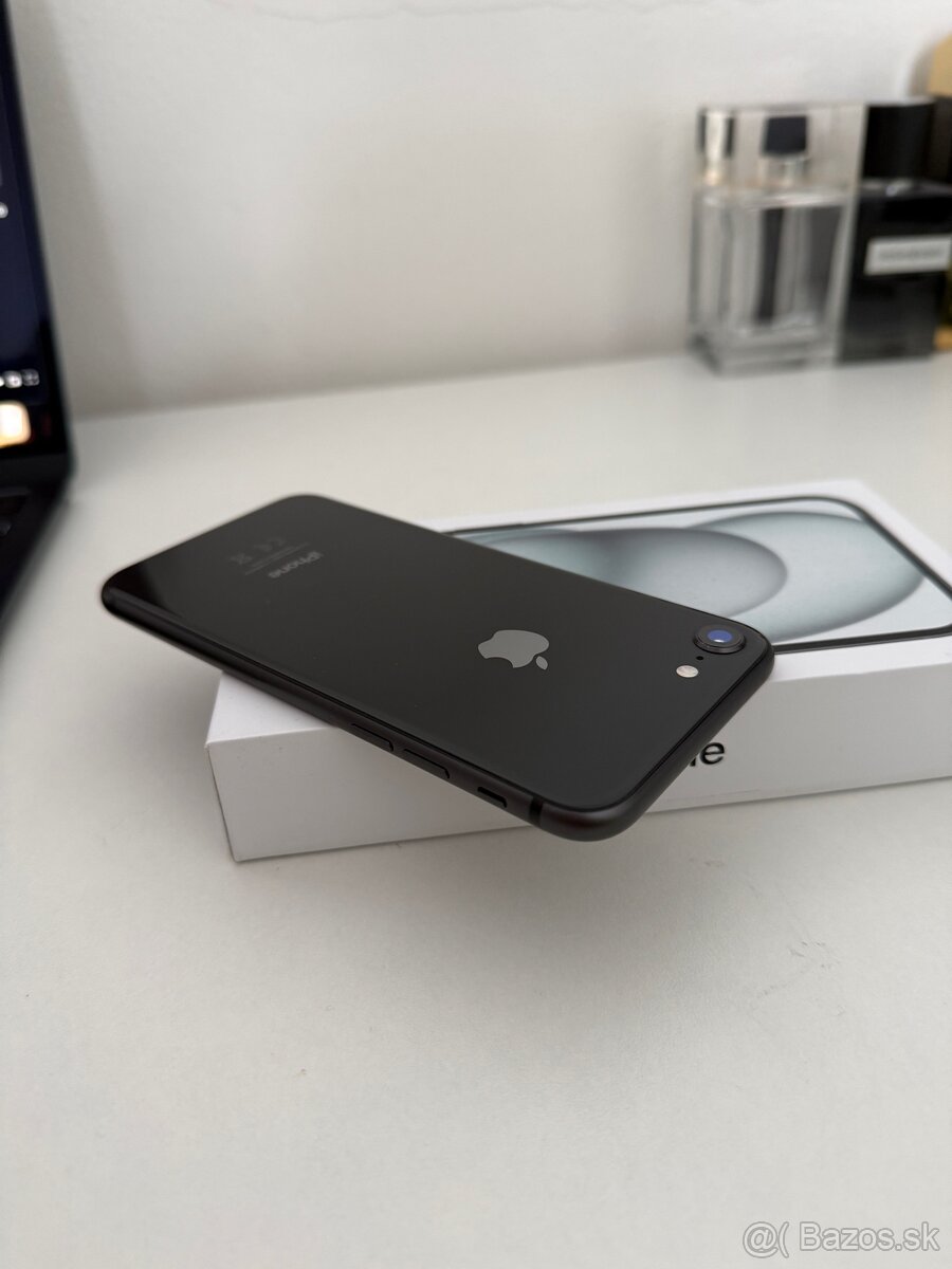 Predám housing na Apple iPhone 8 space gray - 3