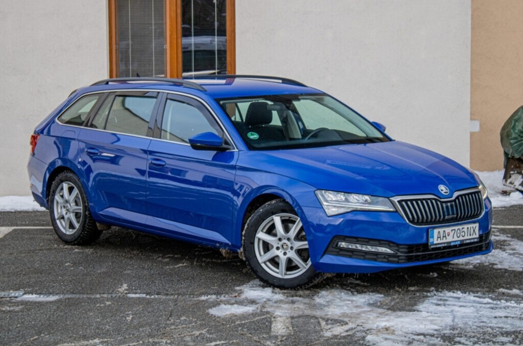 Škoda Superb Combi 2.0 TSI Ambition DSG - 3