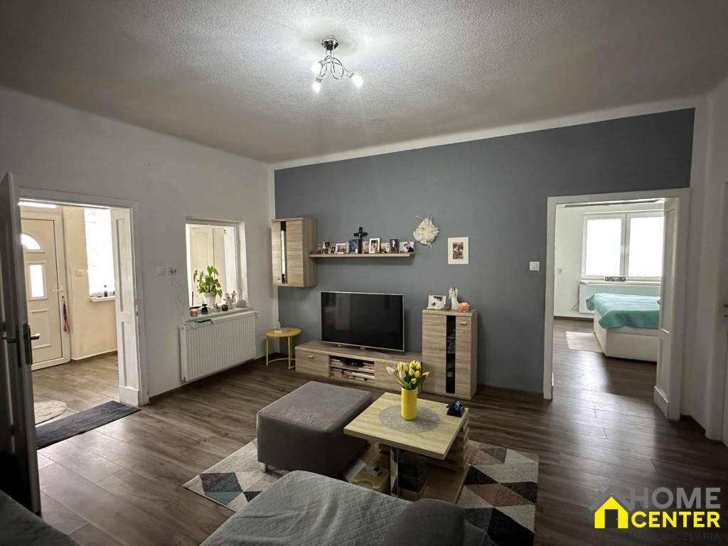 PREDAJ : rodinný dom, Marcelová - 3