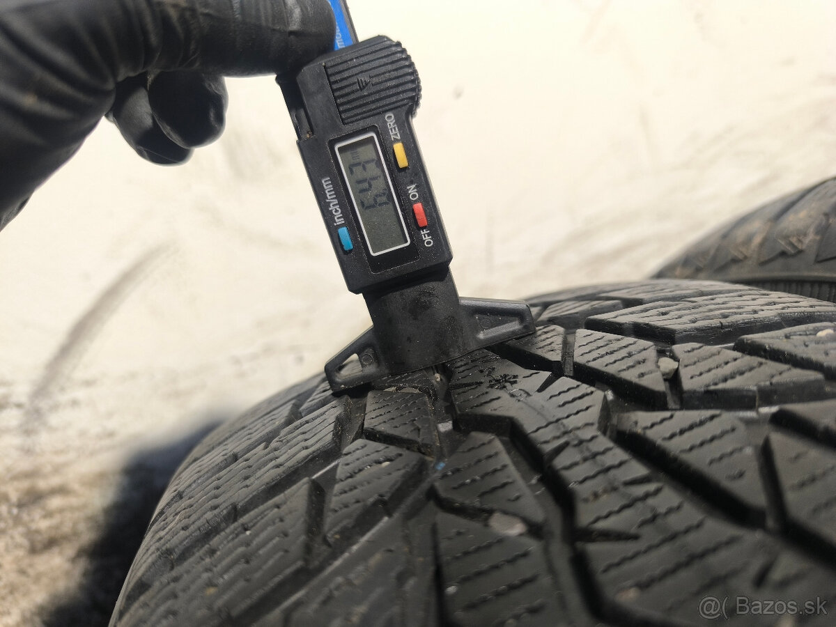 215/60 R16 Zimné pneumatiky Nokian WR D4 2 kusy - 3