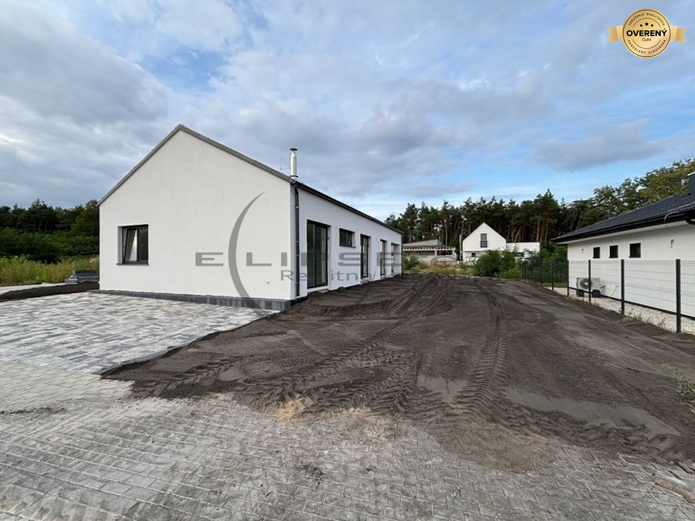 SKOLAUDOVANÉ Štýlový 4i dom – ŠTANDARD v cene - 3