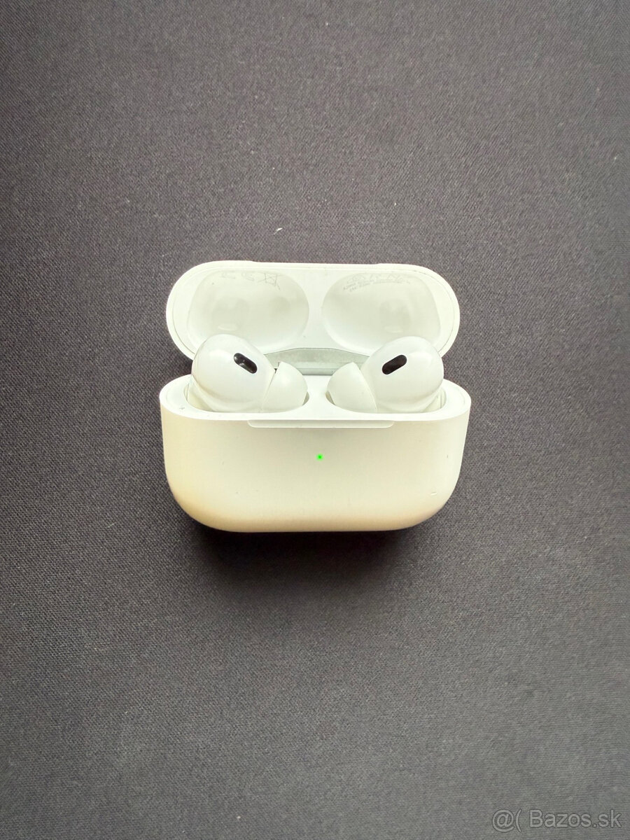 Apple AirPods Pro 2023 s MagSafe - 3