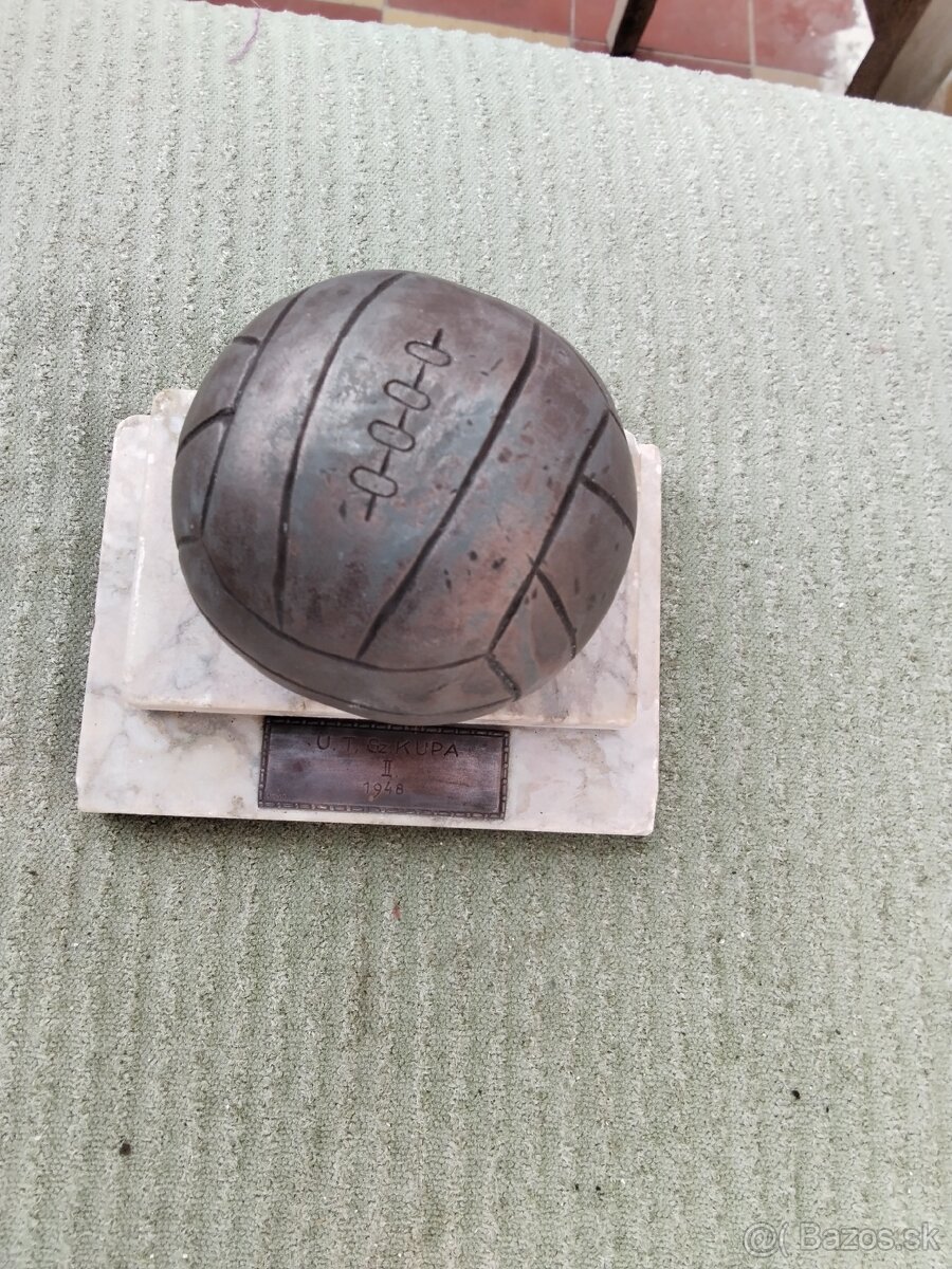 Loptička ťažitko na mramori r 1948, model - 3