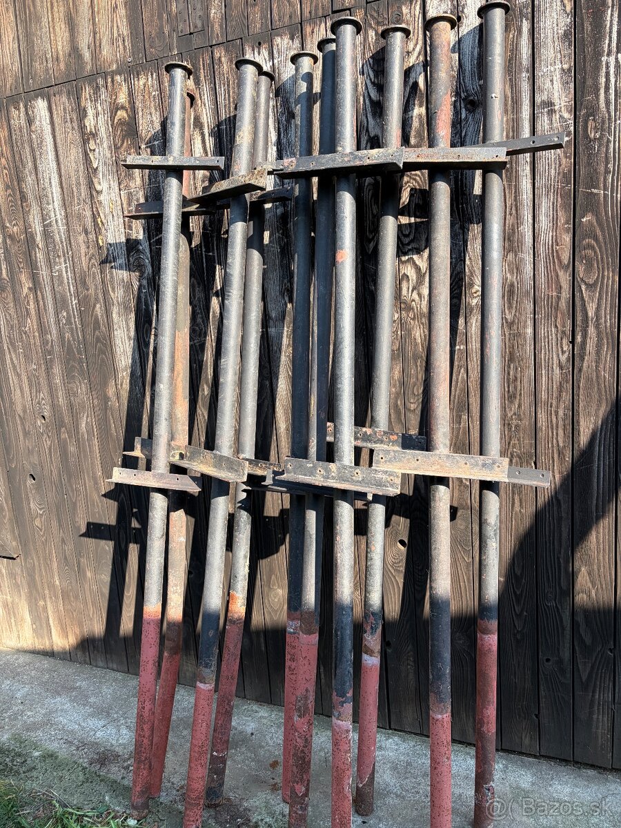 plotové stĺpiky – pevné oceľové rúry - 3