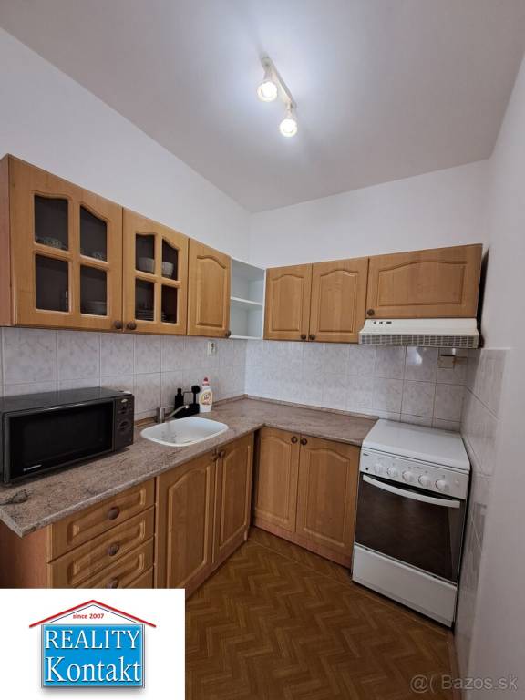 Na prenájom 2-izbový byt v Nových Zámkoch - 3