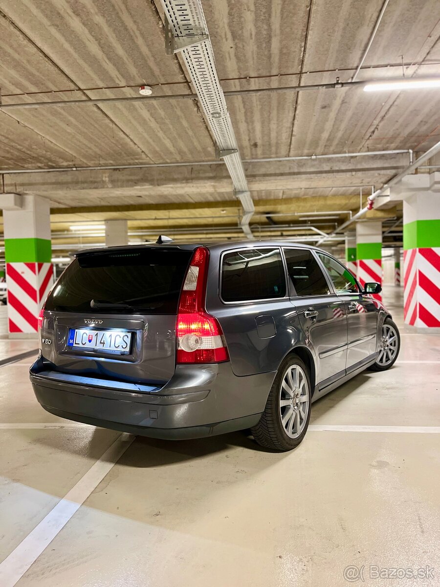 Volvo v50 - 3