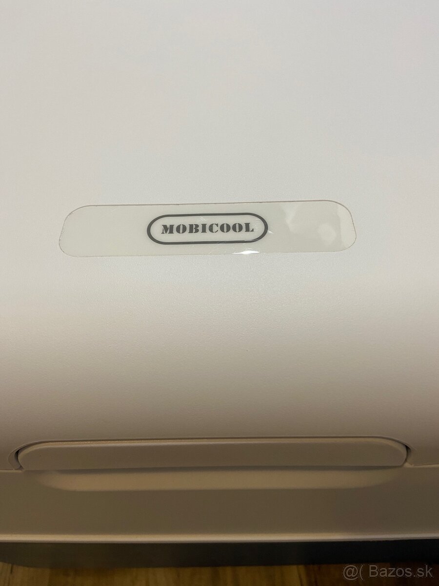 Predám kompresorovú autochladničku Mobicool MCF60 - 3