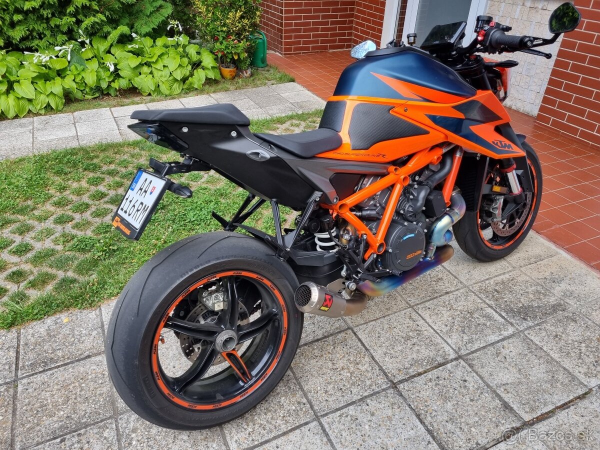 KTM SUPERDUKE R 1290 - 3