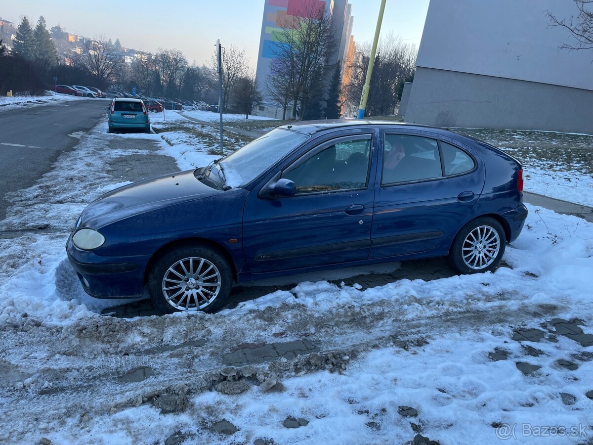 Renault Mégane 1.6 16V, 79 kW, benzín, r. 2000 - 3