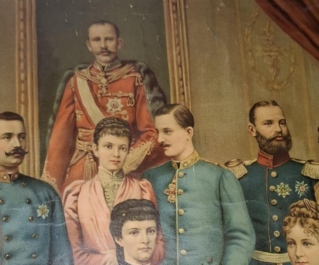 RU_cisár FJ s rodinou_2 párové obrazy - 3