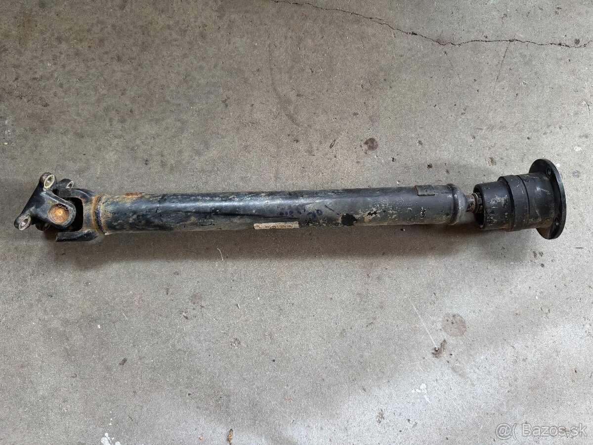 Suzuki Jimny kardan predný, stredný aj zadný - 3