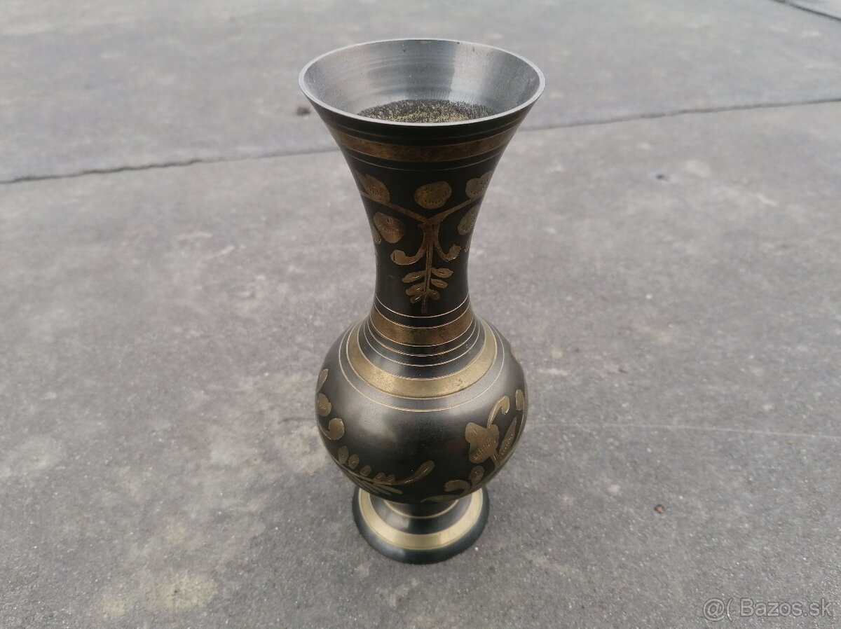 Predám mosadzná váza - 3