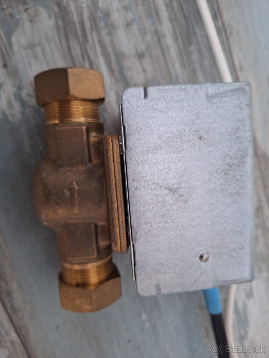Dvojcestný a zmiešavací ventíl - 3