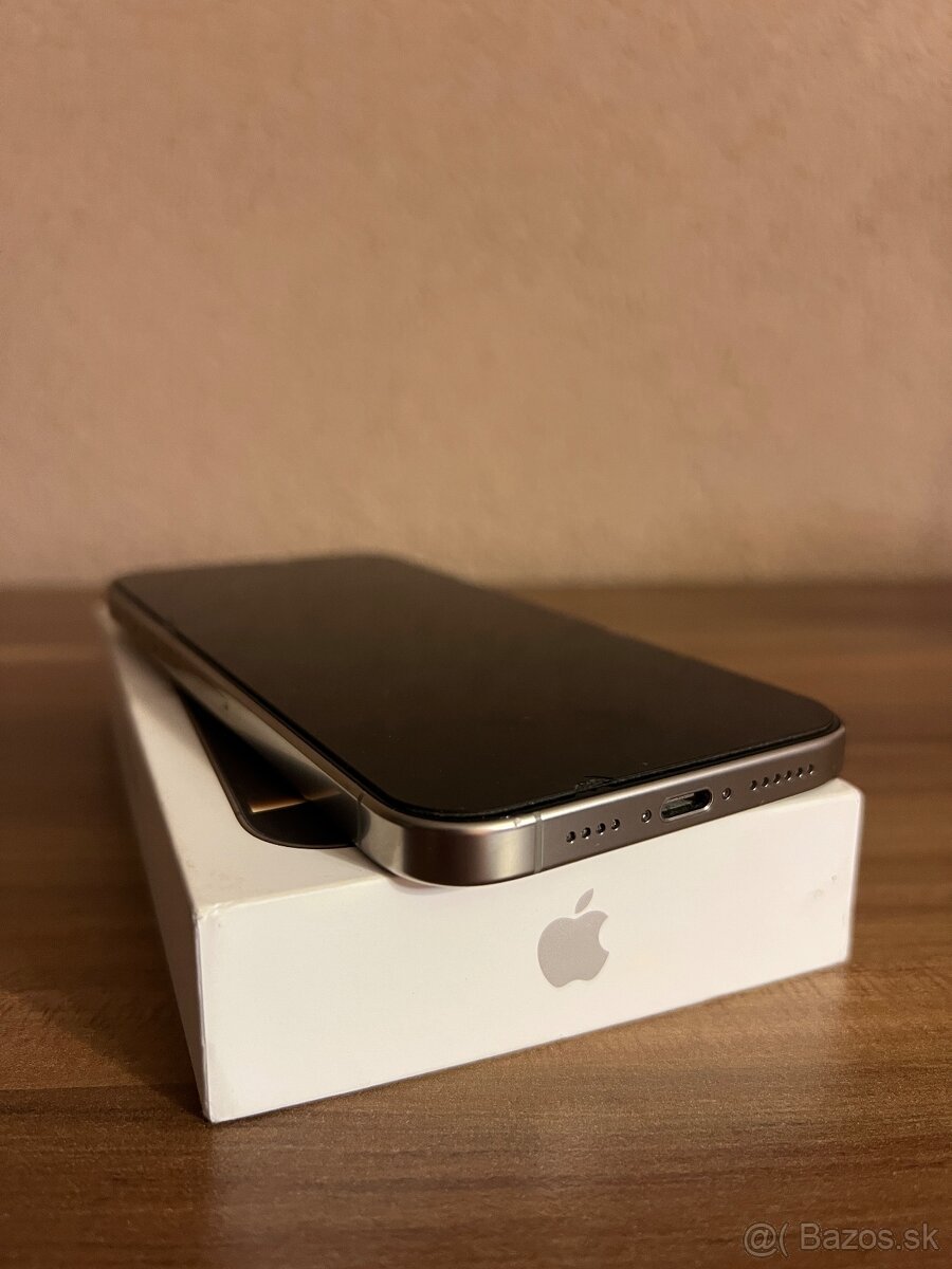 iPhone 16 Pro Max - 3