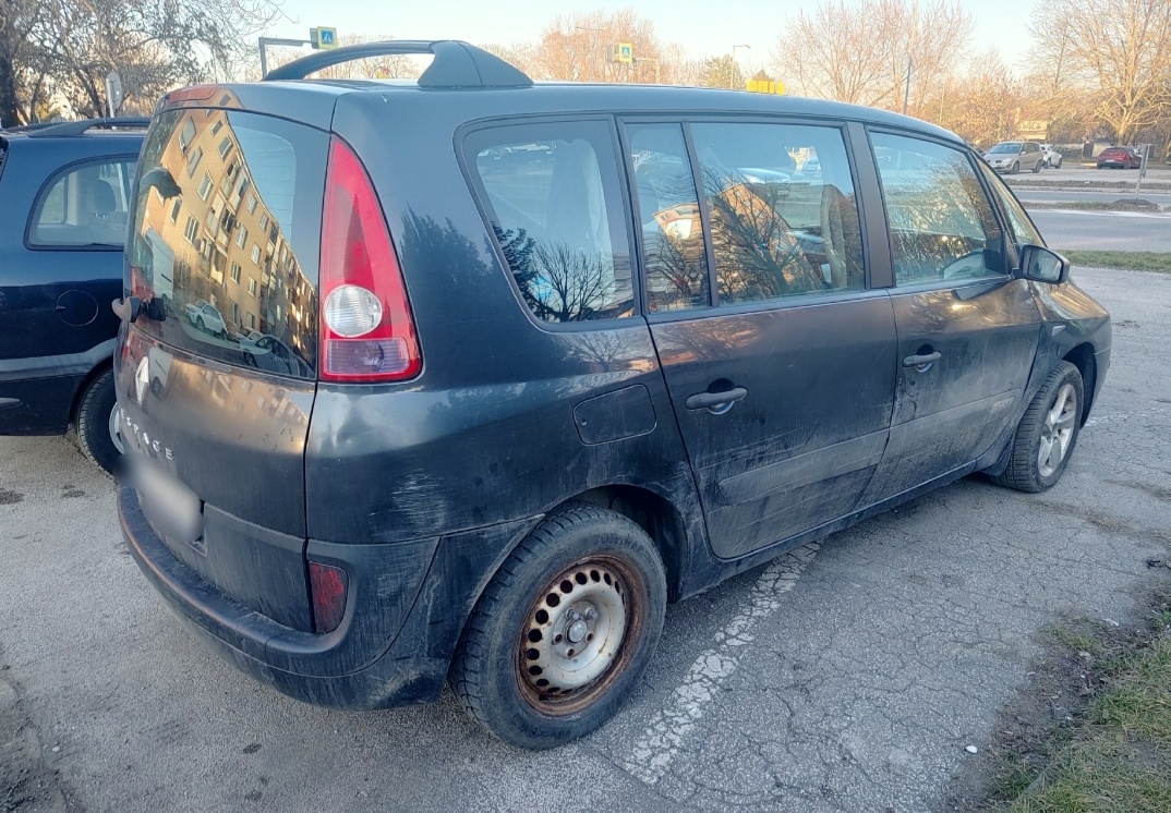 Rozpredám Renault Espace 1.9DCI 88KW - 3