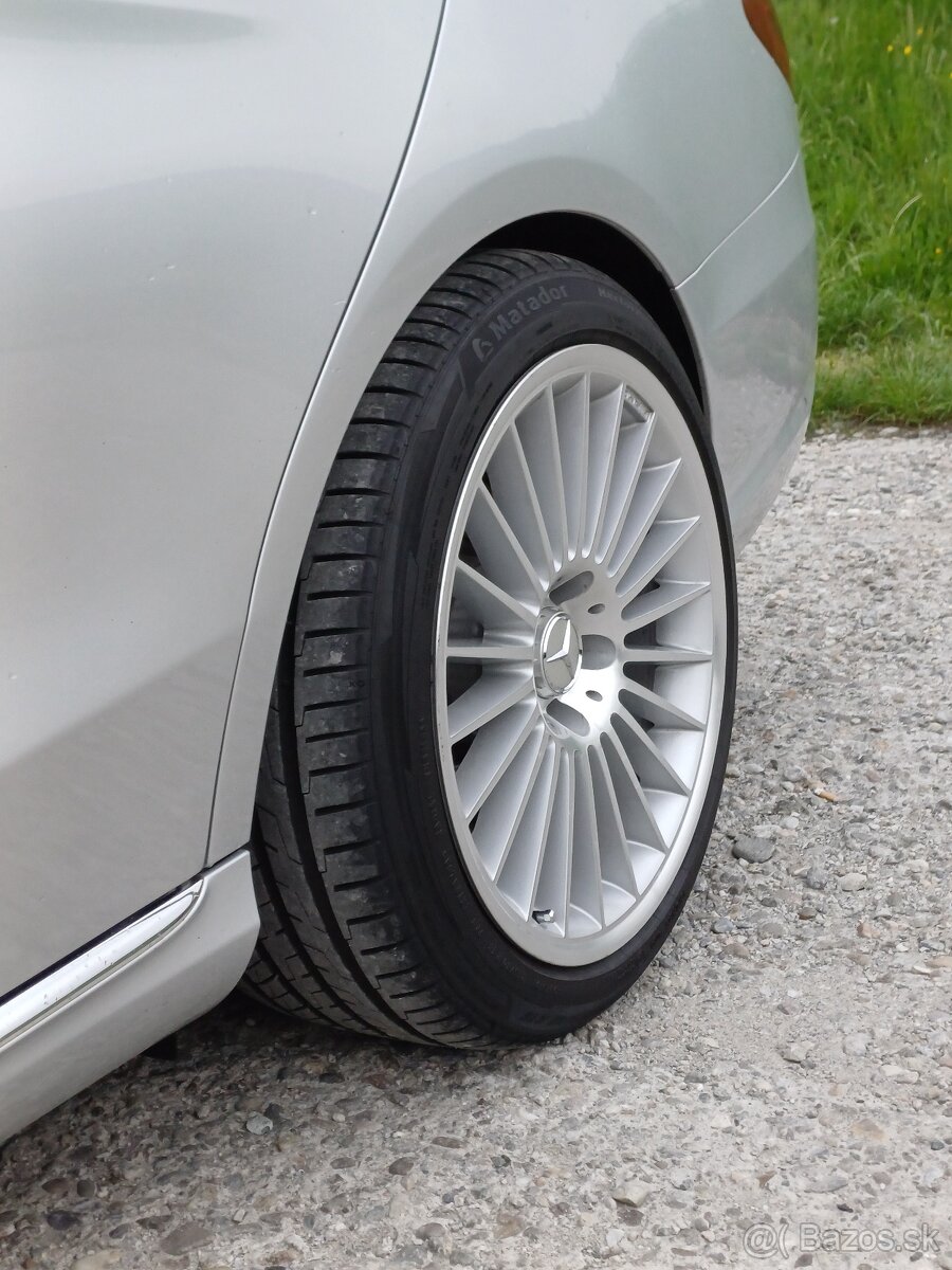 Mercedes C200 - 3