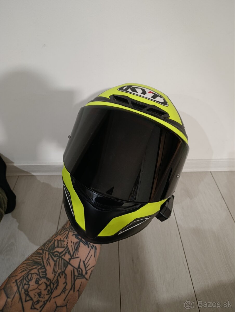 KYT TT prilba - 3