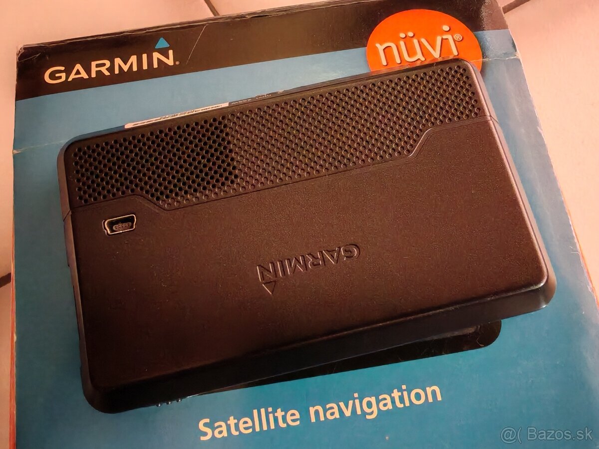 Navigácia Garmin Nüvi 255WT ako nová - 3