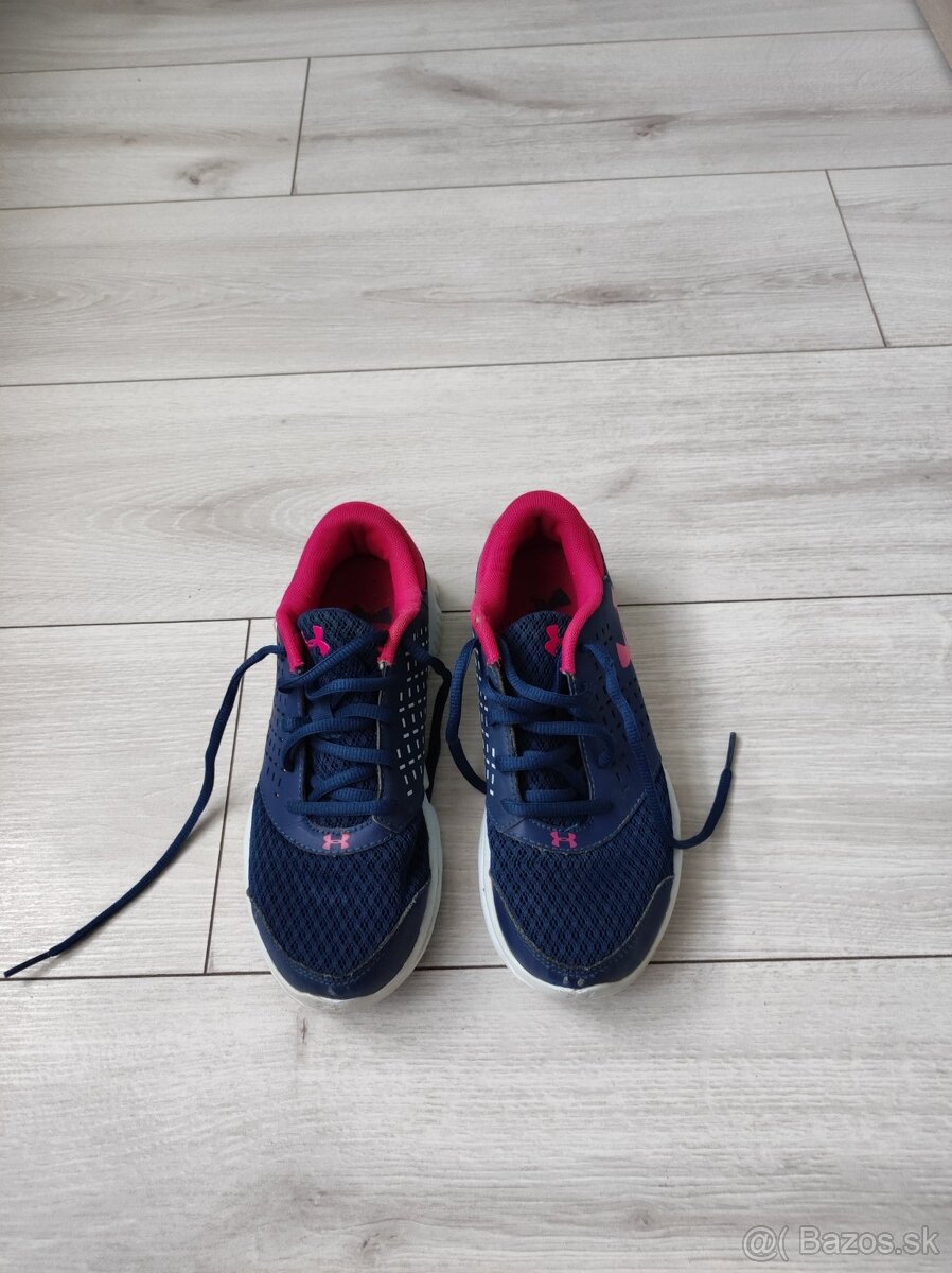 Botasky Under Armour veľkosť 35 - 3