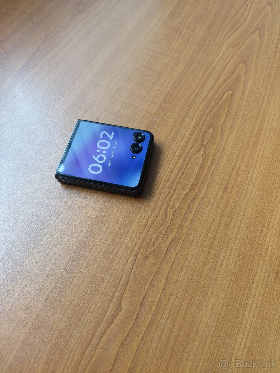 Motorola razr 50 ultra - 3