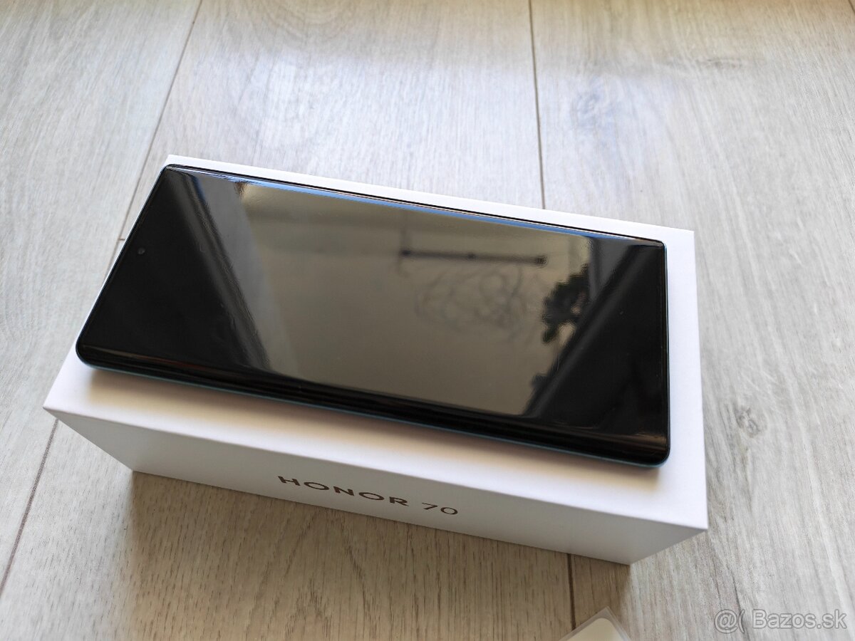 Honor 70 8 GB/128 GB - Zelený - 3