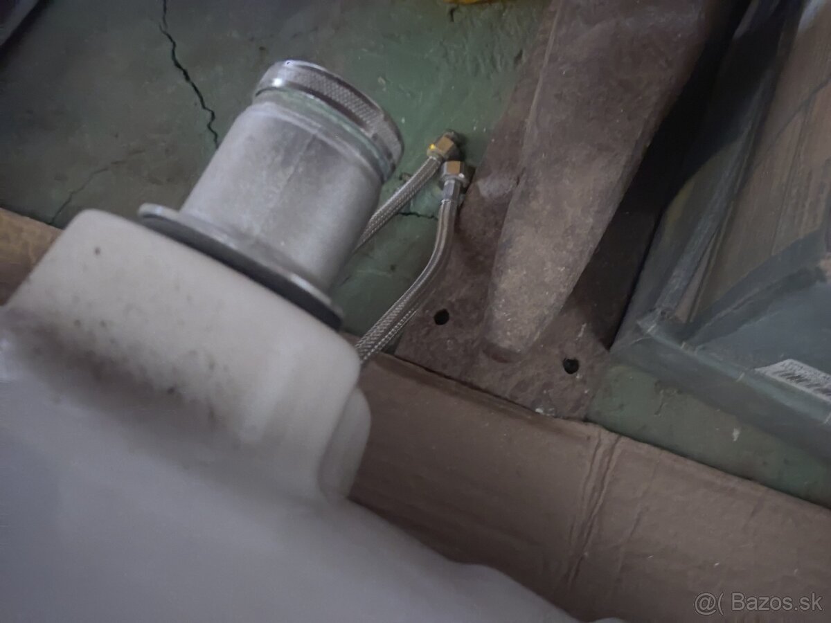 Predám veľké umývadlo+bateria - 3