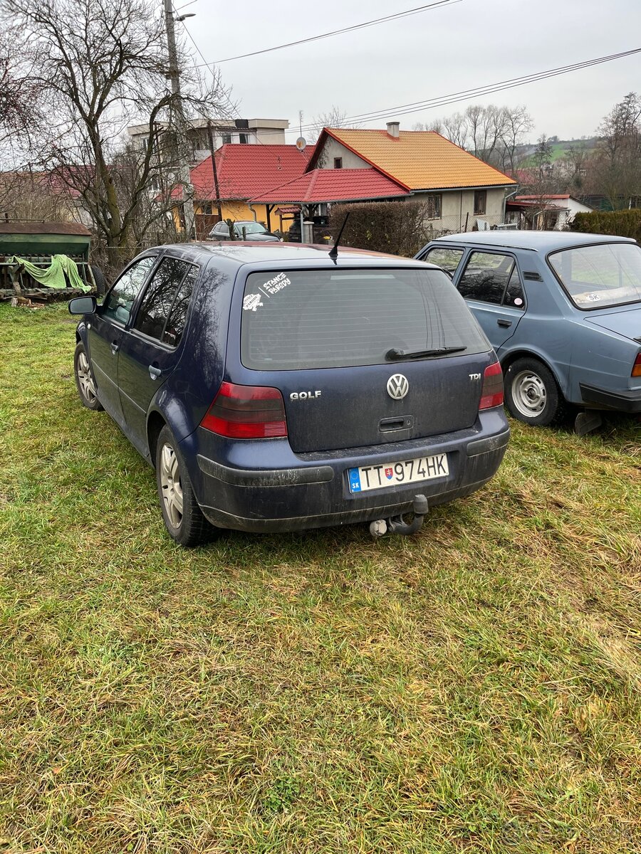 golf 4 - 3
