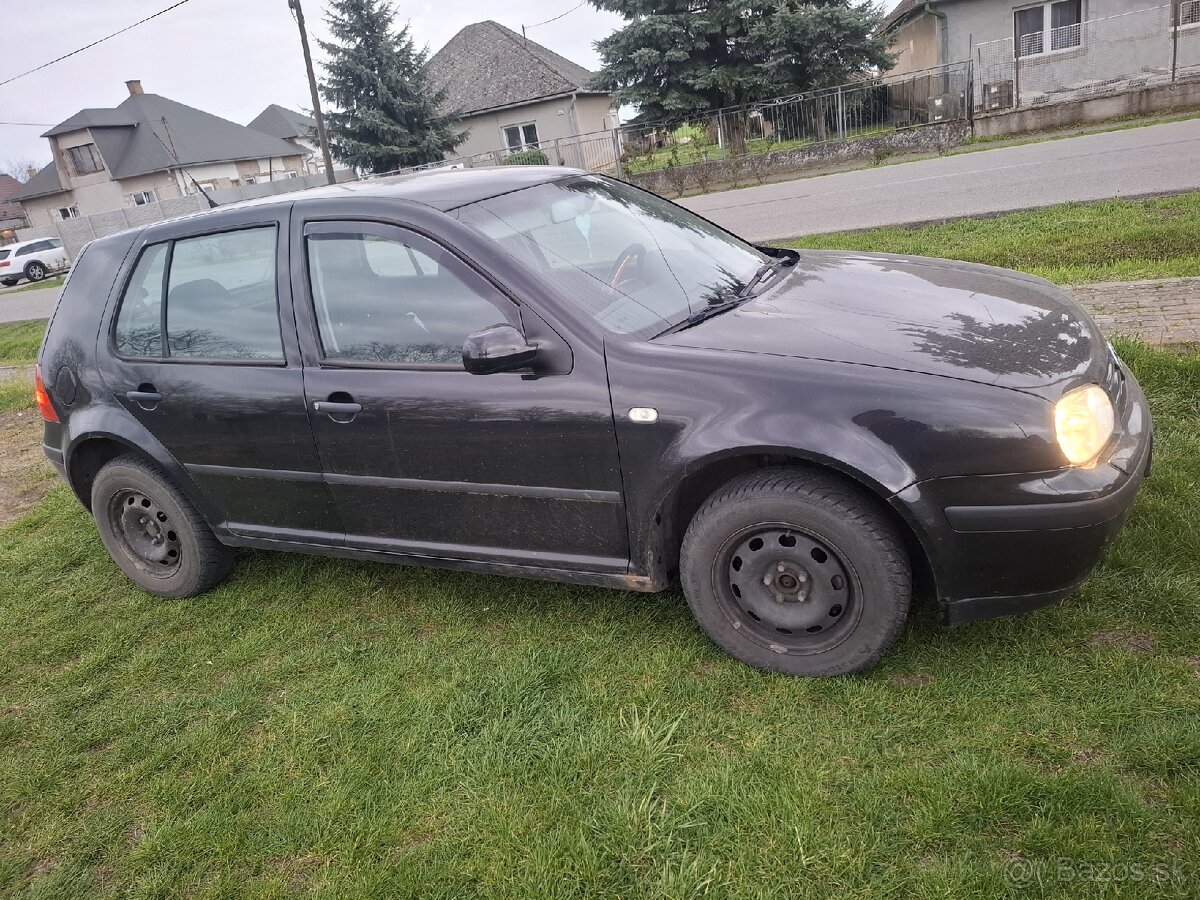 Predám VW golf 4 - 3