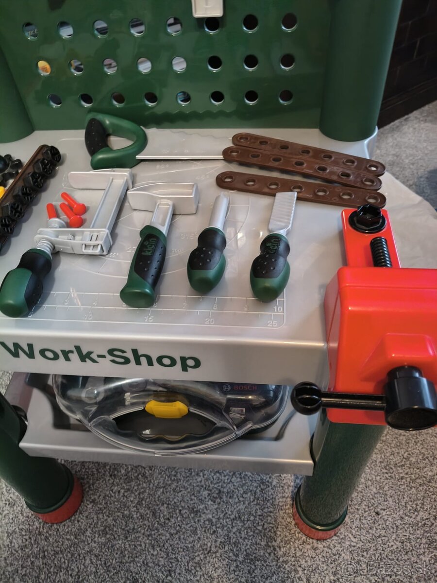 Bosch dielna + náradie - 3