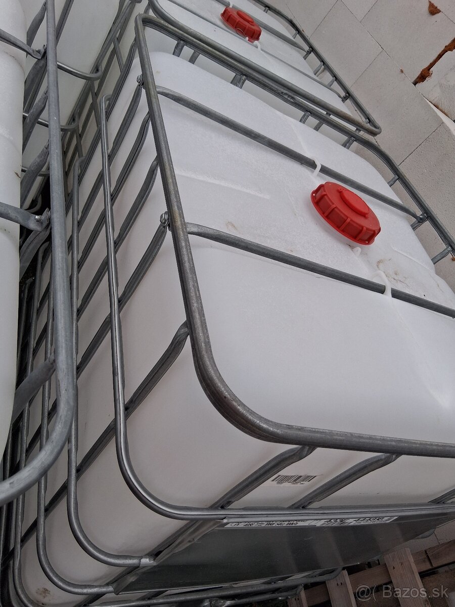 Predám IBC 1000l čisté - 3
