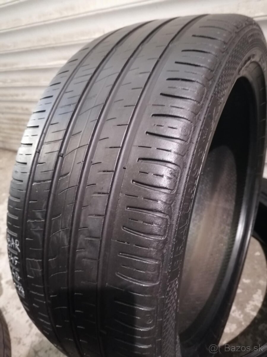 Barum letné 245/40/R19 - 3