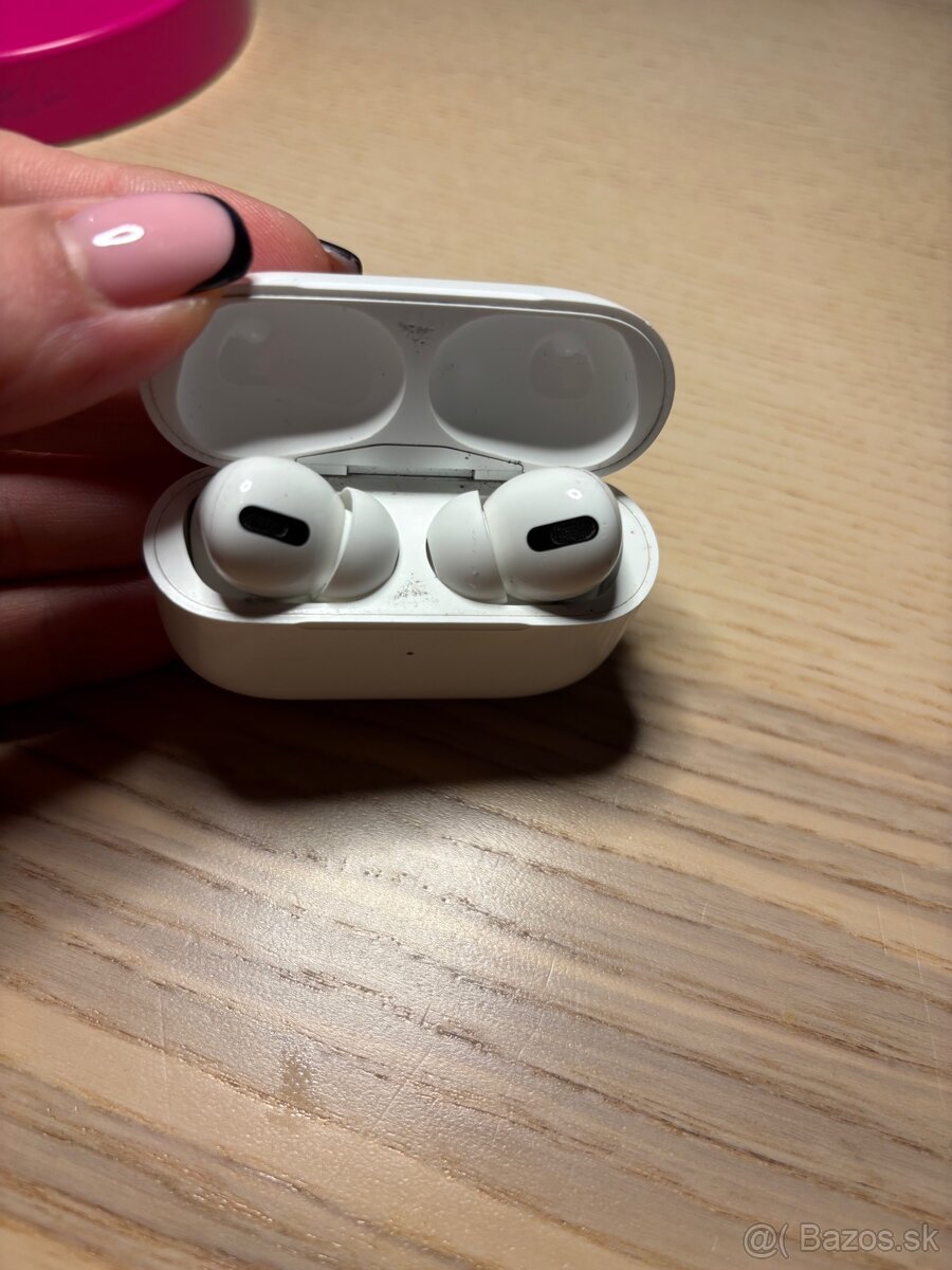Air pods 2 - 3