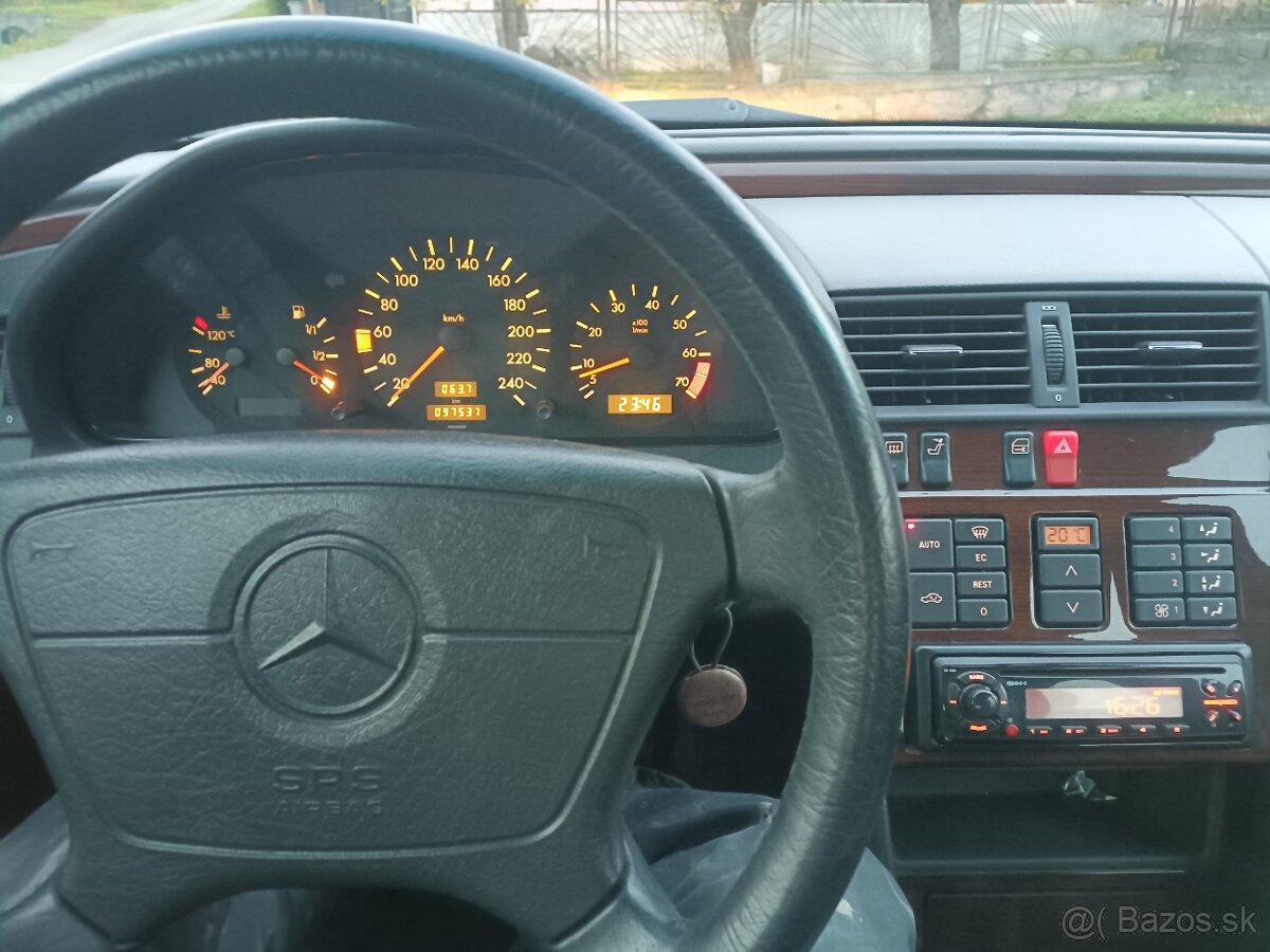 Mercedes c200 97000km - 3