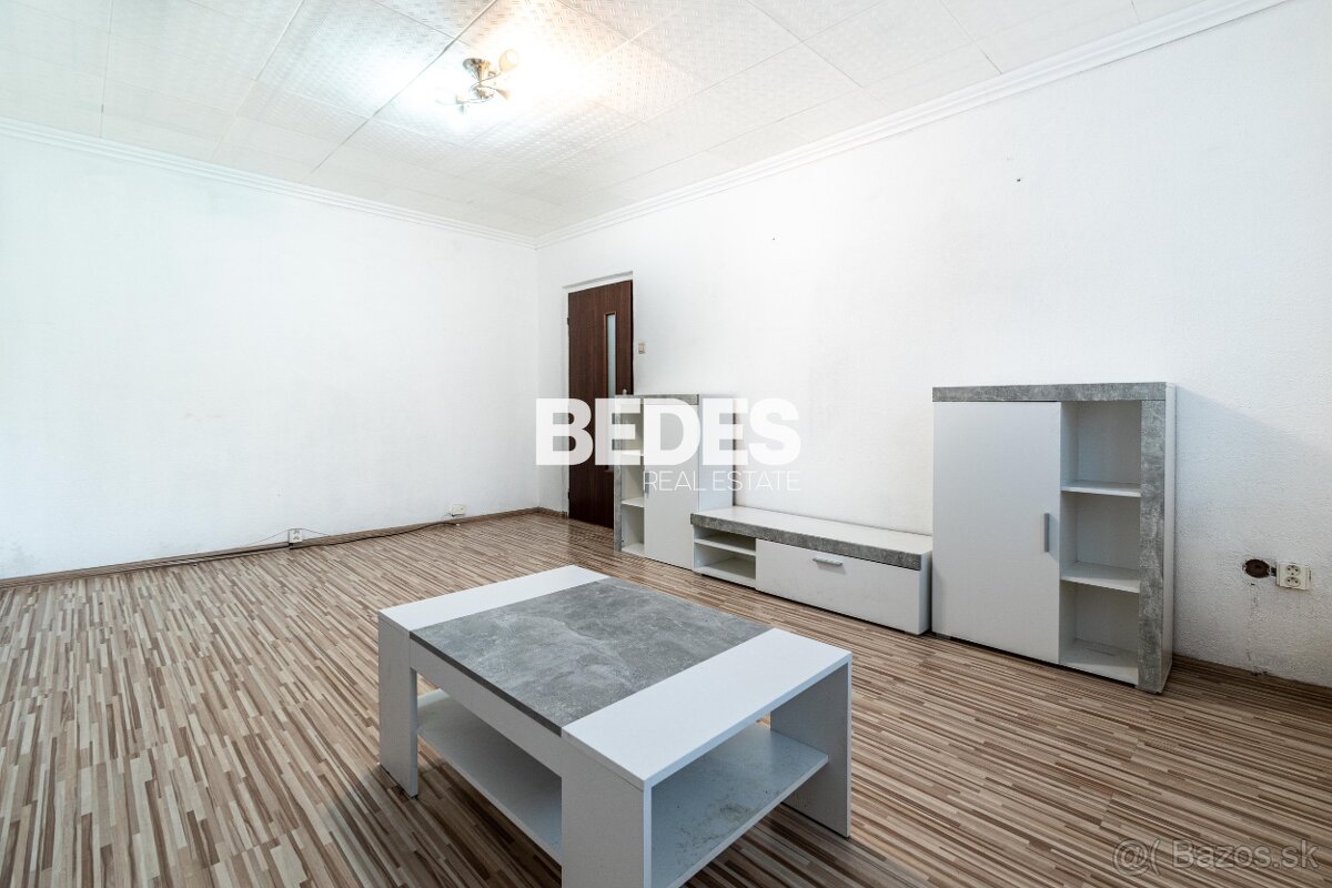 Prízemný 2 izbový byt po čiastočnej rekonštrukcii v centre - 3