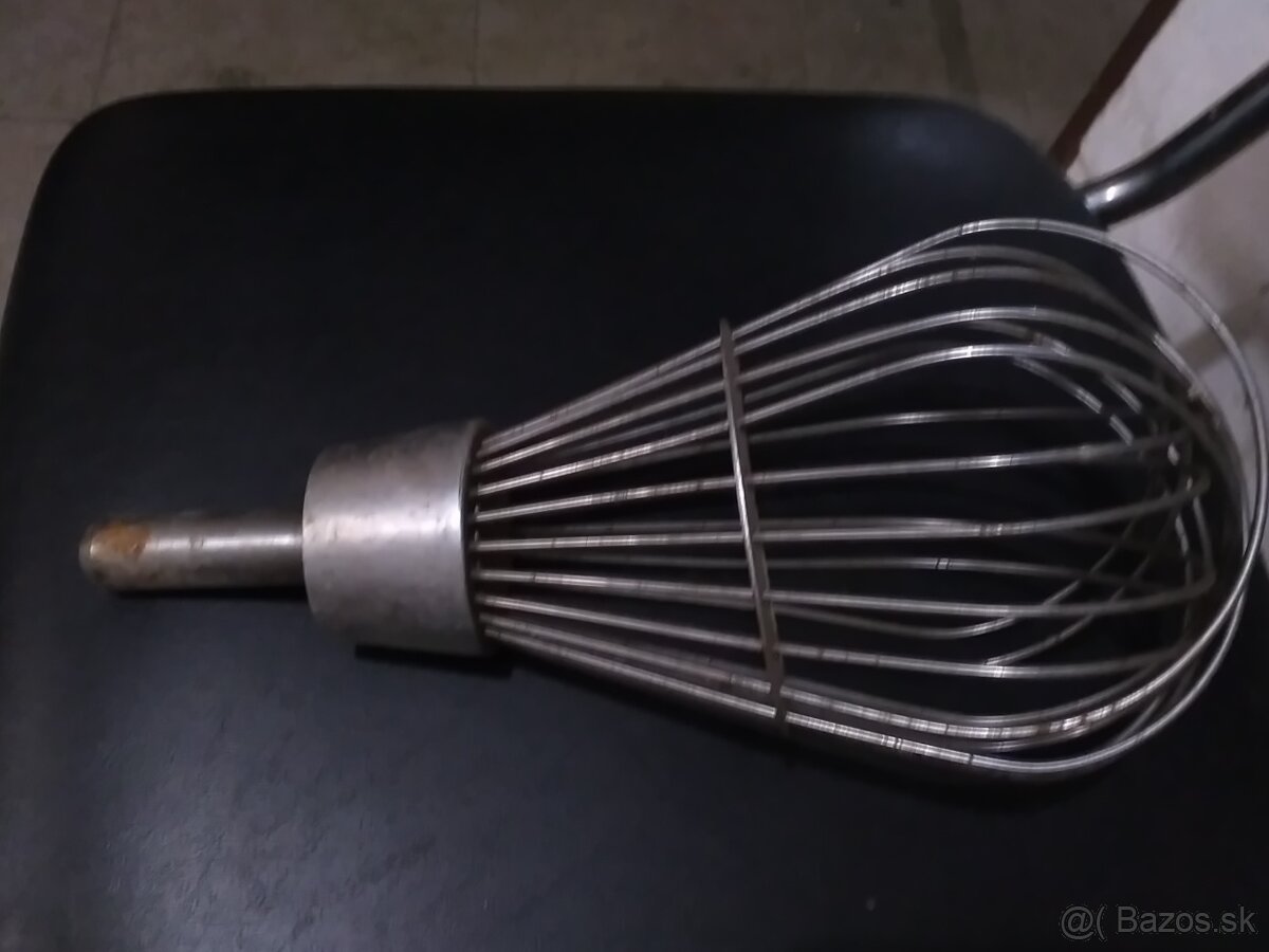 Šľahacia metla - 3